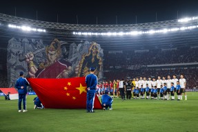 足球德甲奥格斯堡vs斯图加特