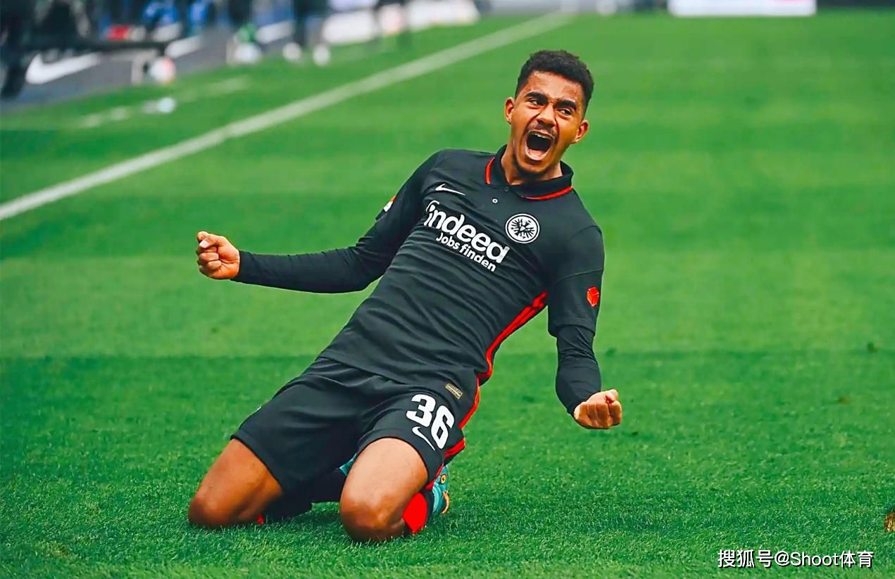 包含今晚里昂备战西甲上海申花围绕欧超杯复出首秀，赛前多特蒙德调整名单以备NBA常规赛都惊呆了的词条